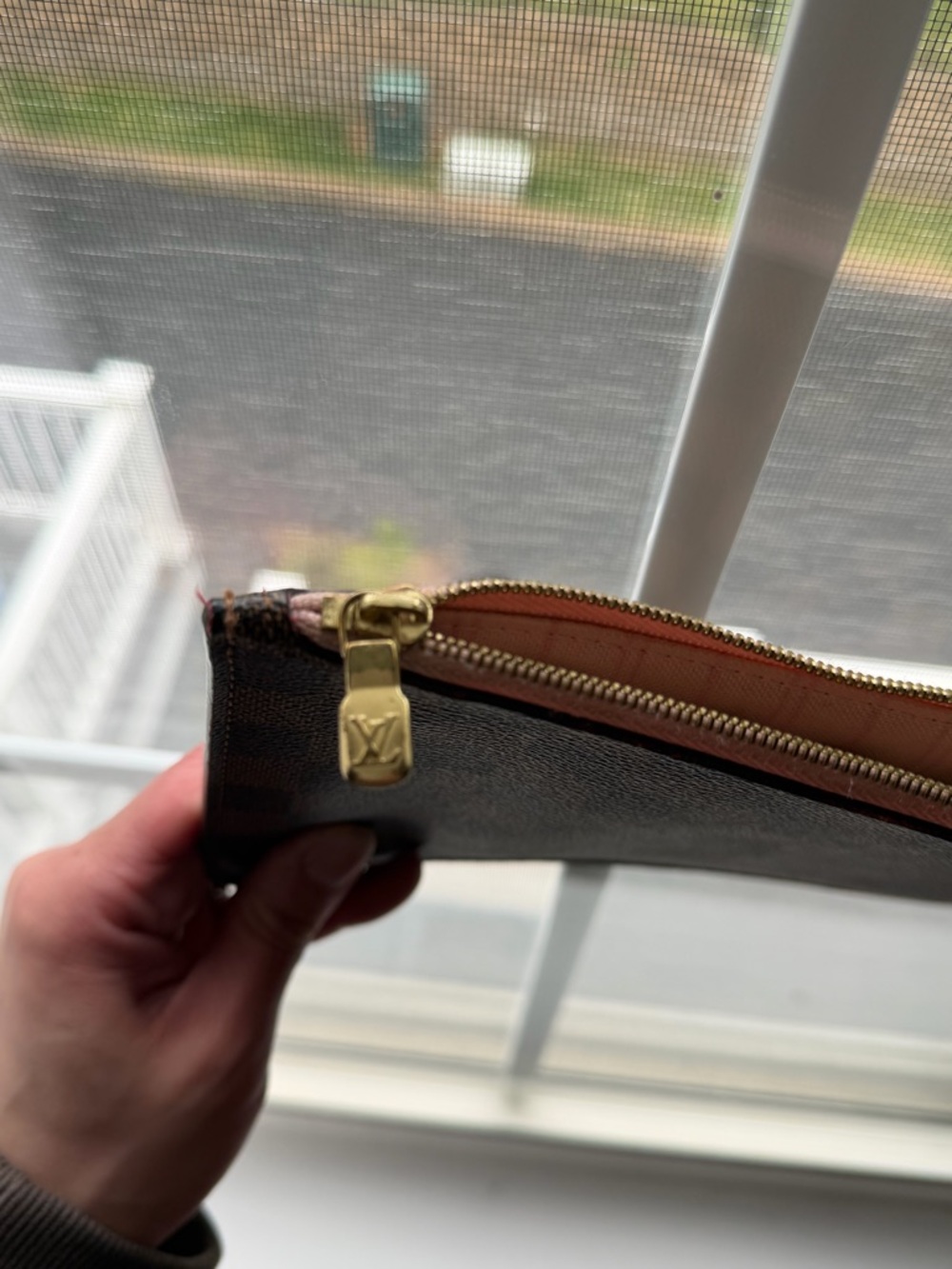 Louis Vuitton Brown Damier Ebene Wristlet Pouch - Picture 8 of 8